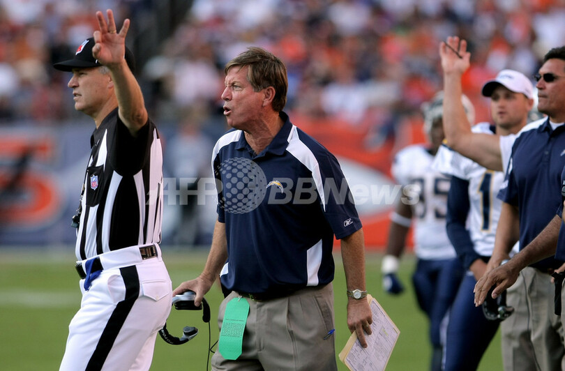 NFL 誤審を受けルール見直しへ