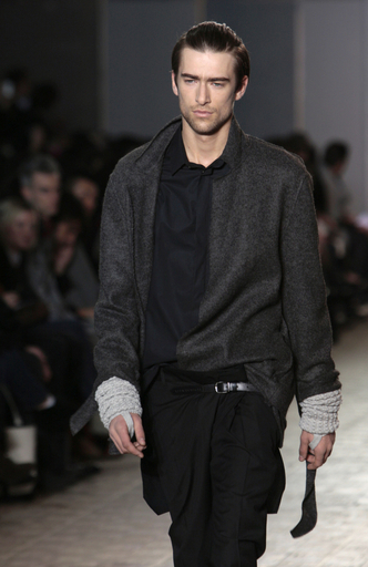 09/10年秋冬パリ・メンズコレクション＞クリス ヴァン アッシュ、新作