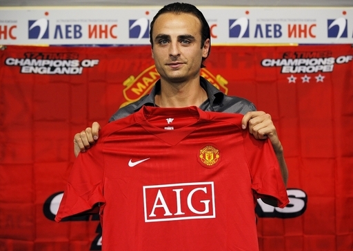 ベルバトフ 「赤いシャツを着ることが目標だった」 写真2枚 国際