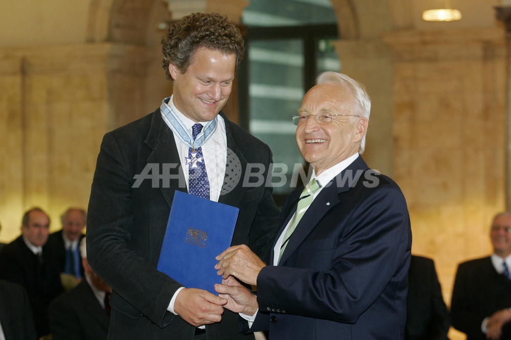 フォン・ドナースマルク監督 「プール・ル・メリット勲章」受章 写真3枚 国際ニュース:AFPBB News