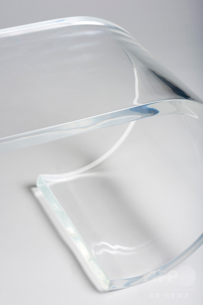 【写真特集】「トランスペアレンシー」”透明家具”の世界