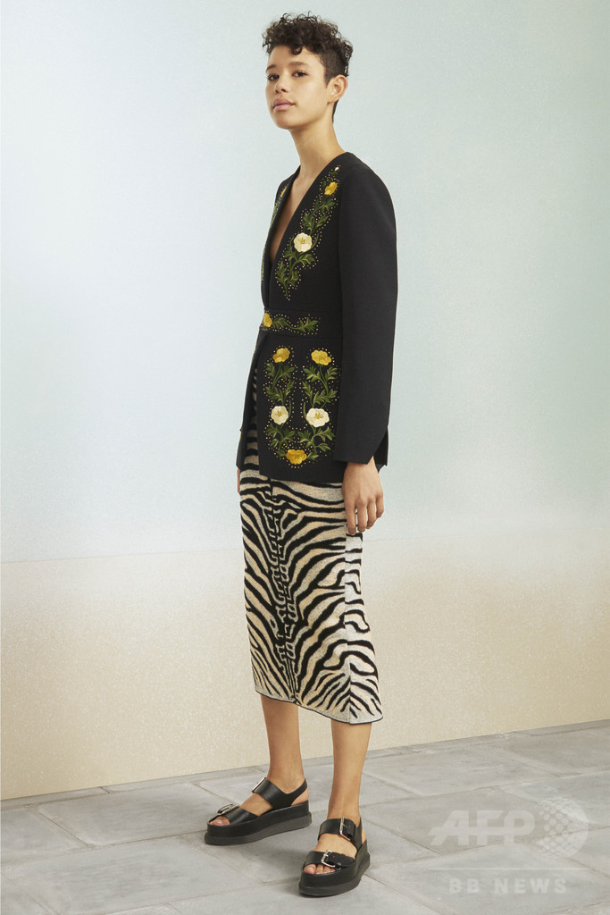 「ステラ マッカートニ」ブランド初のメンズ＆ウィメンズ、アビー・ロード・スタジオで発表