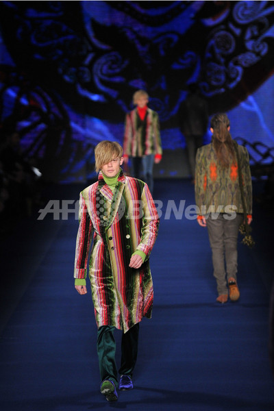 ＜13/14年秋冬ミラノ・メンズコレクション＞エトロ