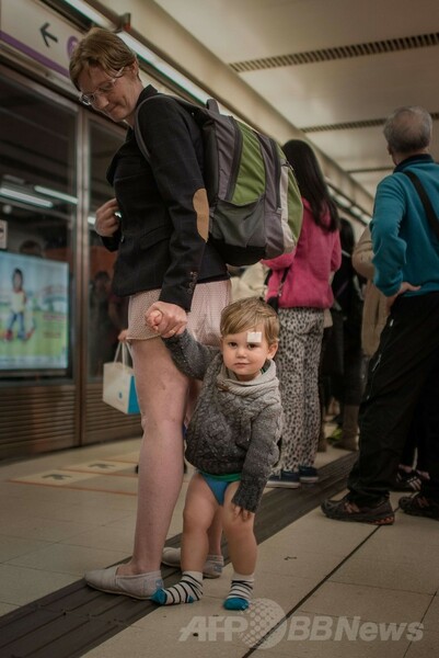 世界60都市で「ノーパンツ」デー開催、南米や中国でも