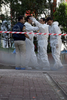 2007年6月10日、イスタンブール（%%Istanbul%%）の爆発現場で捜査に当たる科学捜査官ら。(c)AFP/BULENT KILIC