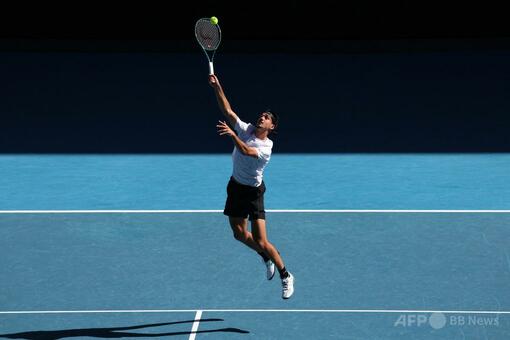 全豪4強入りシェルトン 「無礼」なTVインタビュー非難 写真8枚 国際