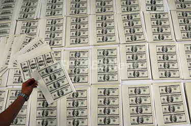 偽米ドル札250万ドル押収、コロンビア 写真3枚 国際ニュース：AFPBB News