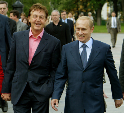 P・マッカートニー、活動家の釈放を求めプーチン露大統領に書簡