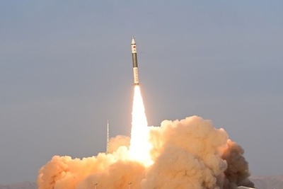 固体燃料ロケット「快舟11号」の打ち上げに成功 中国