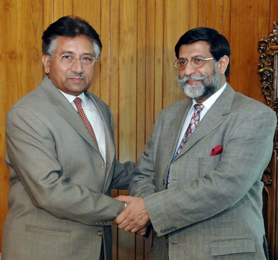 パキスタン選管、ムシャラフ大統領の当選を確認