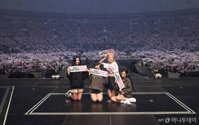 2万BLINK歓呼…BLACKPINKワールドツアー、ソウルで開幕 – KOREA WAVE