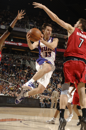 サンズ ラプターズに勝利しシーズン19勝目