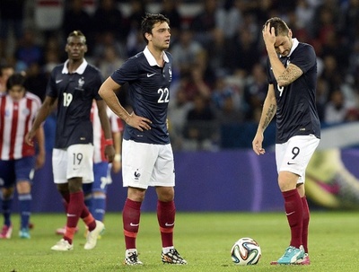 フランス、終盤に追いつかれパラグアイと引き分ける