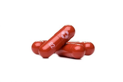 米、メルクのコロナ飲み薬も承認 ファイザー製に続き