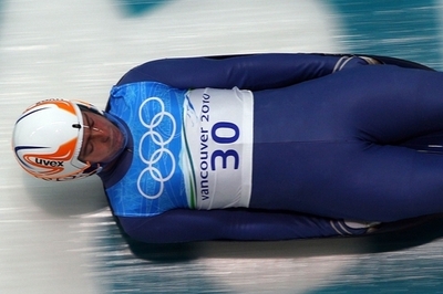 リュージュのグルジア代表選手が練習中の事故で死亡