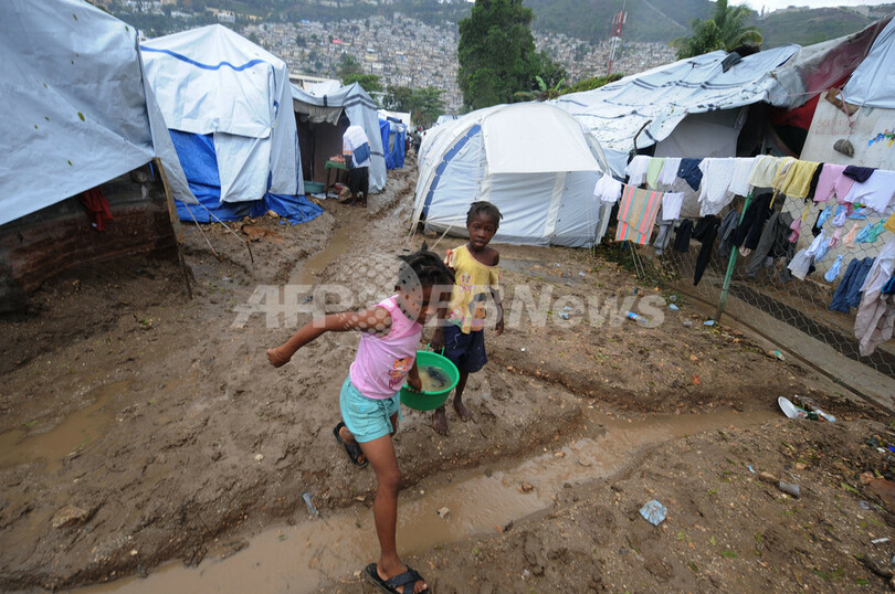 暴かれるハイチの秘密、国連派遣団の宿舎はクルーズ船