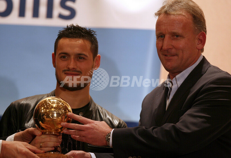 カリム・ジアニ アルジェリア年間最優秀選手に