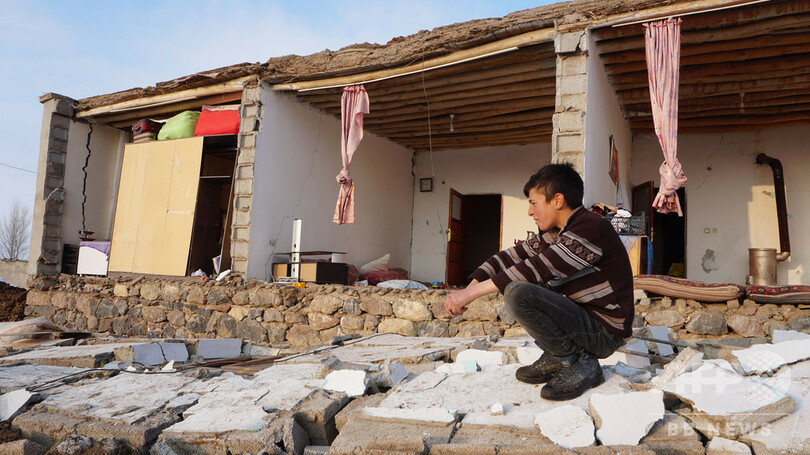 イランでM5.7の地震 65人負傷 国境付近のトルコで9人死亡