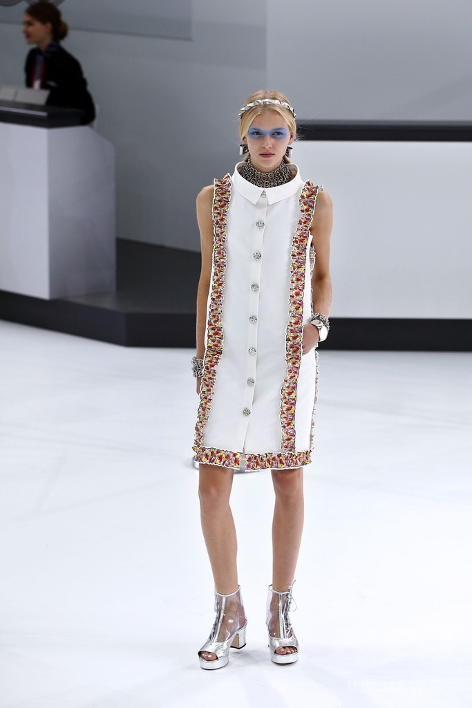 「シャネル」16年春夏コレクション