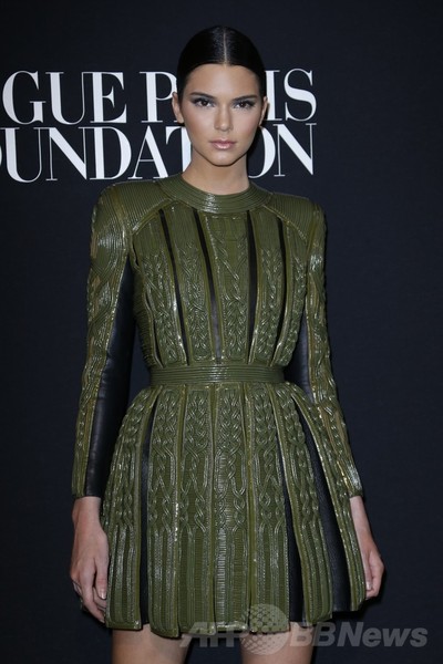 キム・カーダシアン姉妹、どっちがオシャレ？！