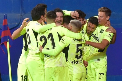 アトレティコ勝利で2位と勝ち点7差 エイバルはGKが得点