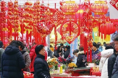 中国の春節連休 キャッシュレス決済額が270兆円に