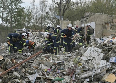 2日連続ミサイル攻撃、計53人死亡 ウクライナ東部ハルキウ州