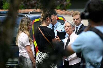 14歳男子生徒、学校で教員助手を刺殺 フランス