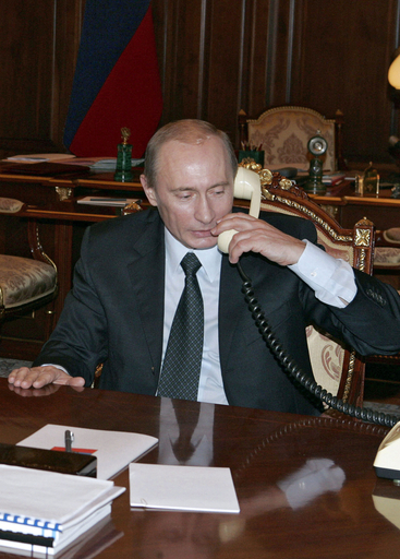 プーチン露大統領、ガスプロム次期会長就任か