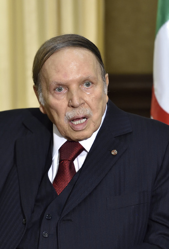 大統領侮辱で逮捕のジャーナリスト、ハンスト後死亡 アルジェリア