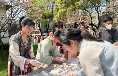 中日の若者が友情の橋を架け、春の約束を共にするために江西南昌に集結
