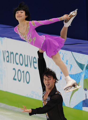 フィギュアスケートペア出場選手が前日練習