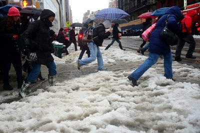 米北東部に冬の嵐、3000便が欠航