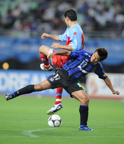 アルセナル ガンバ大阪を下して優勝