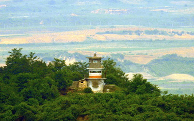 北朝鮮がミサイルを舞水端里に移動か、朝鮮日報