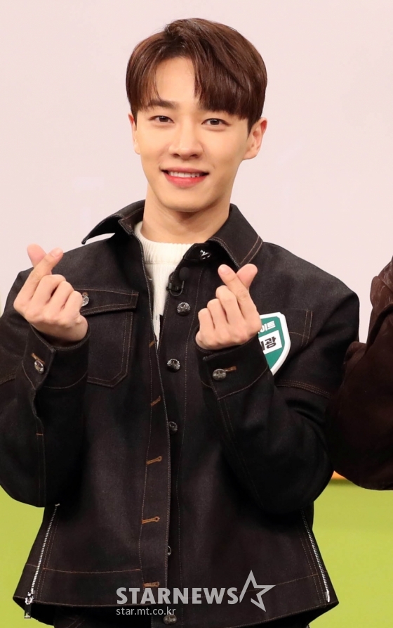 [★フォト] Highlight、懐かしい”完全体“の姿 KOREA WAVE 写真枚 国際ニュース：AFPBB News