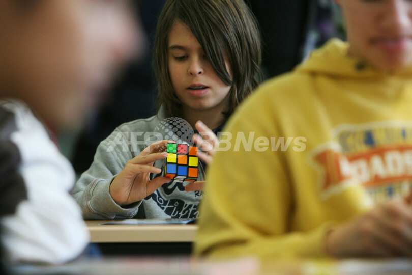 ルービックキューブを授業に、ドイツ