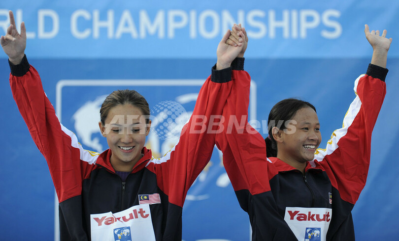 陳若琳／王キン組 女子シンクロ高飛び込みで優勝、世界水泳