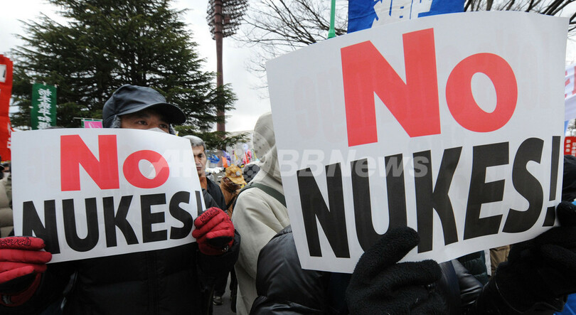 世界各地で原発に「ノー！」、福島原発事故から1年