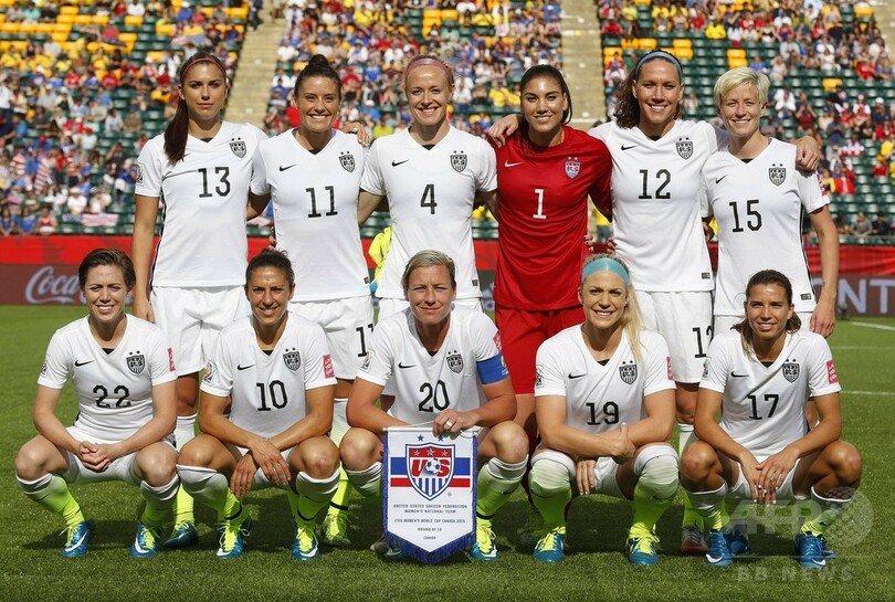 米国が準々決勝へ、10人のコロンビア下す 女子サッカーW杯