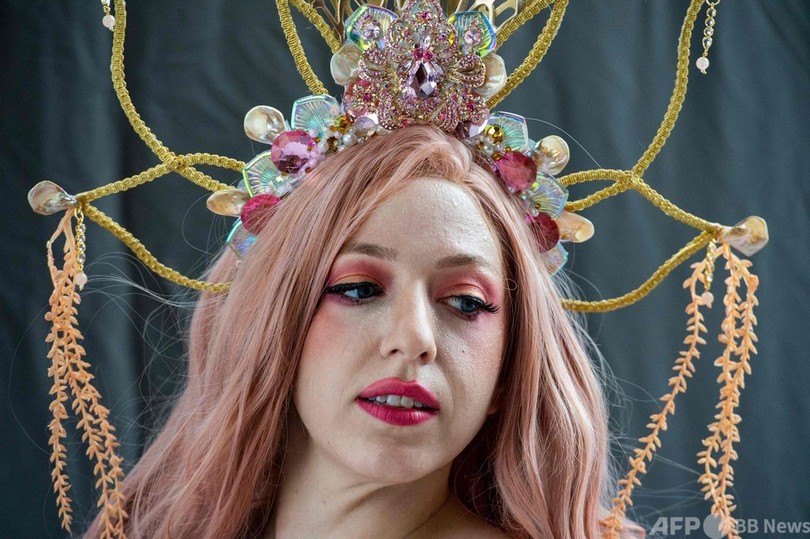 人魚に成り切るイベント「マーマジックコン」、米で開催