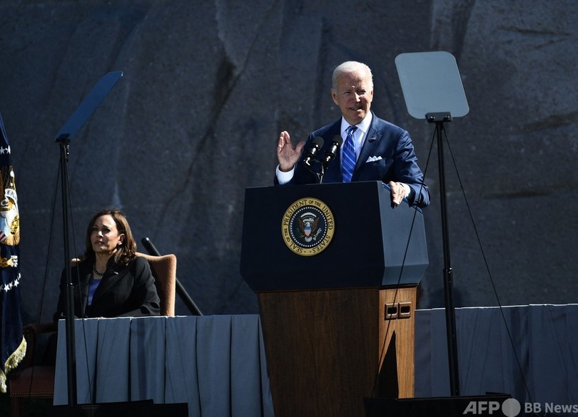  トランプ氏信奉者は「白人至上主義」 バイデン米大統領が異例の非難