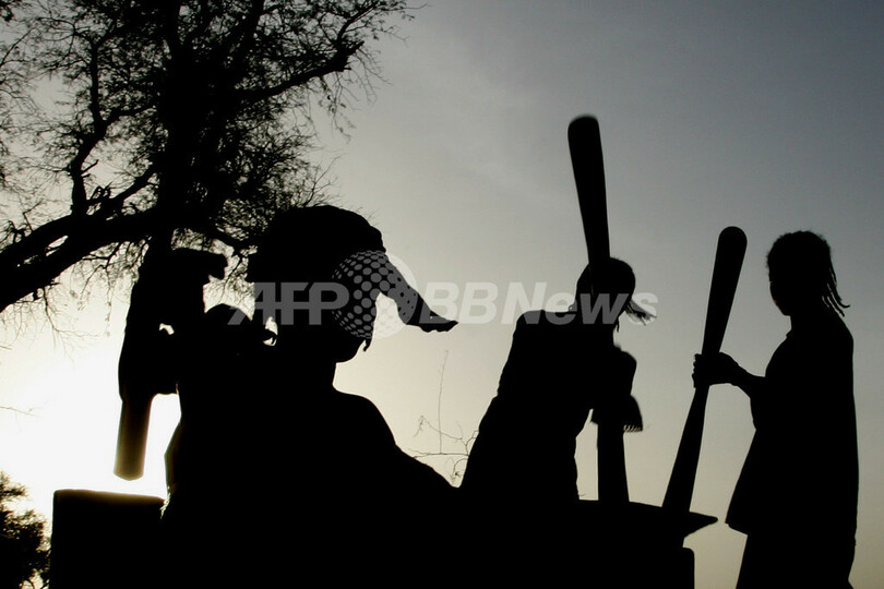 西アフリカ・ニジェール、働く女性たちの風景