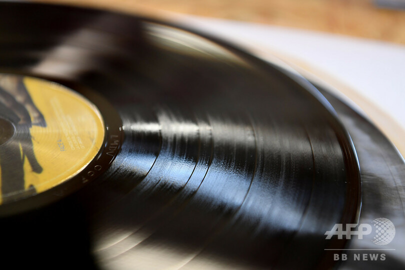 「やさしく歌って」の作詞家ノーマン・ギンベル氏死去、91歳