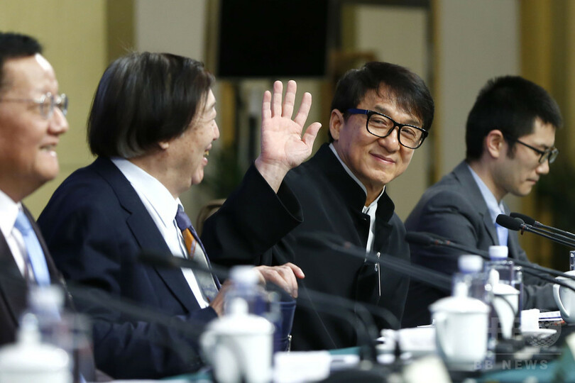 ジャッキー・チェン、中国の政協で映画人生とオスカーを語る