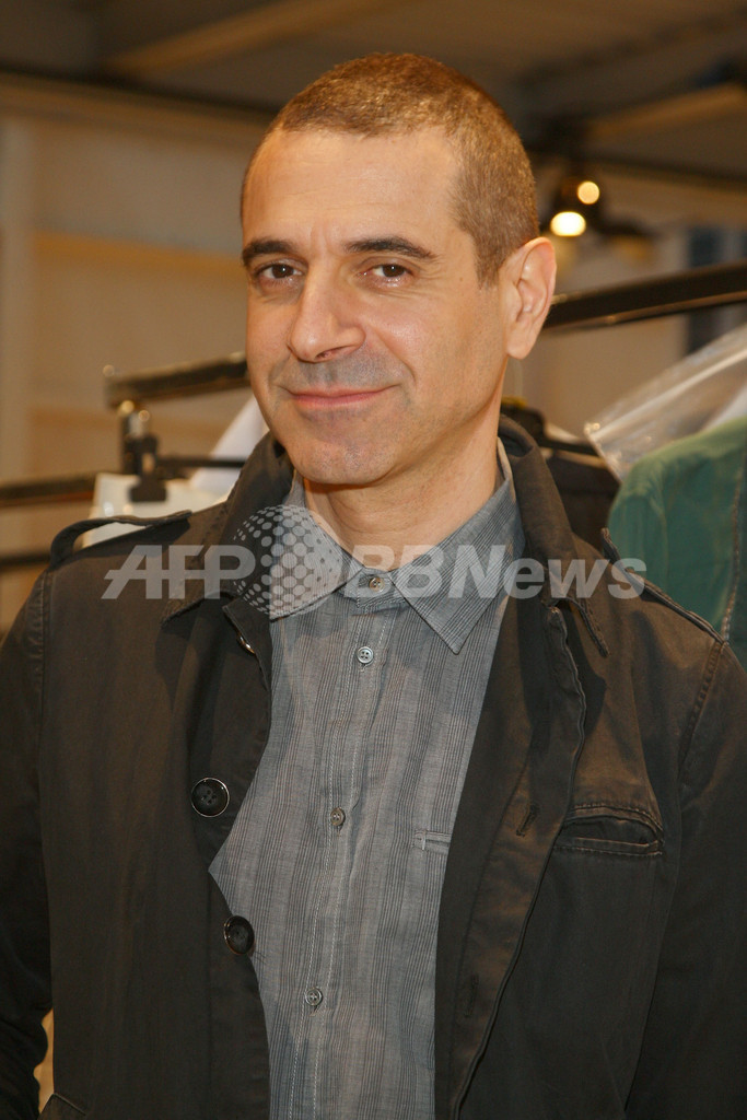 イタリア・フランスで活躍するデザイナー、エンニョ・カパサにインタビュー