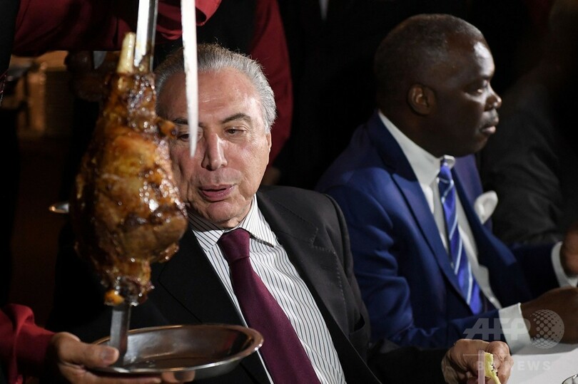 食肉不正で30人逮捕のブラジル、大統領自ら試食で安全性アピール