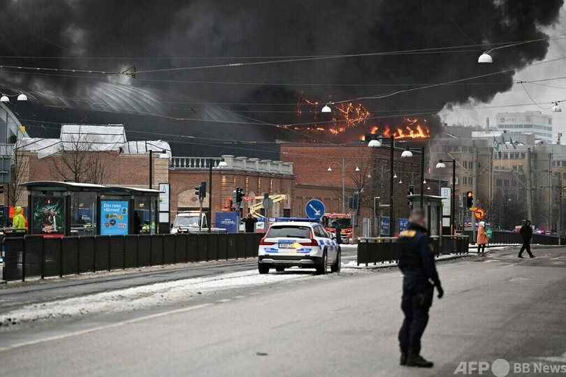 スウェーデン最大の遊園地で火災、1人不明