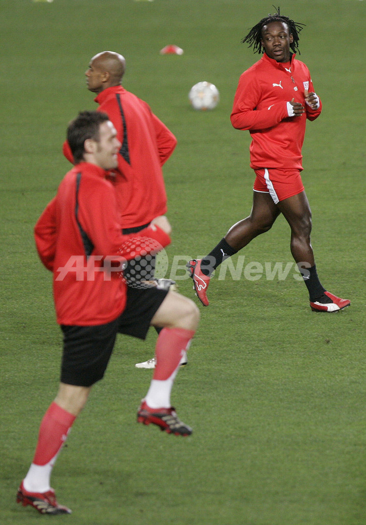 シュツットガルト アウェーでのFCバルセロナ戦を控え最終調整を行う