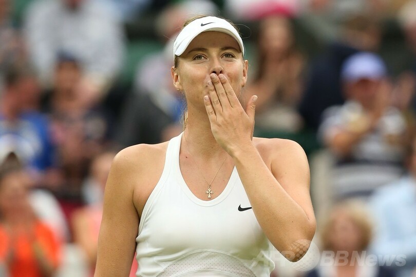 シャラポワが快勝で4回戦進出、ウィンブルドン選手権